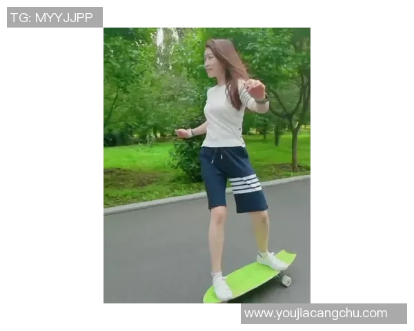 刘秀英亲授滑板技巧与心得体会助你轻松入门畅享滑行乐趣