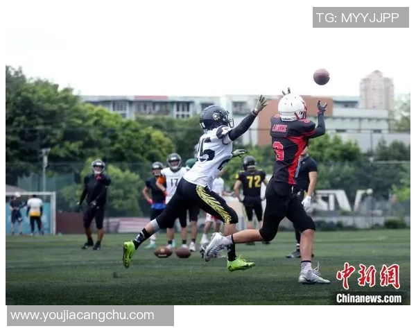 成都网球队中路突破战术解析与实战应用探讨